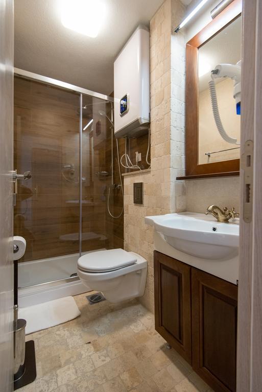Apartments Marija Risan Dış mekan fotoğraf