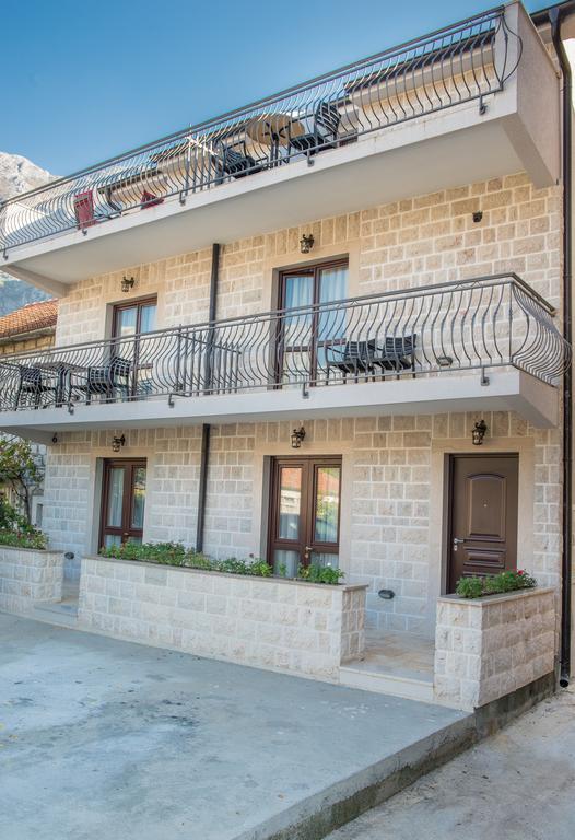 Apartments Marija Risan Dış mekan fotoğraf